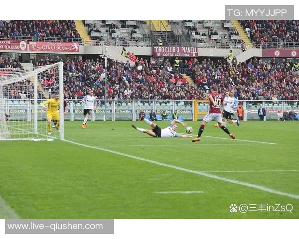 希望体育对阵瓜达拉的精彩对决展现了足球的魅力与激情 希望体育对阵瓜达拉的精彩对决展现了足球的魅力与激情